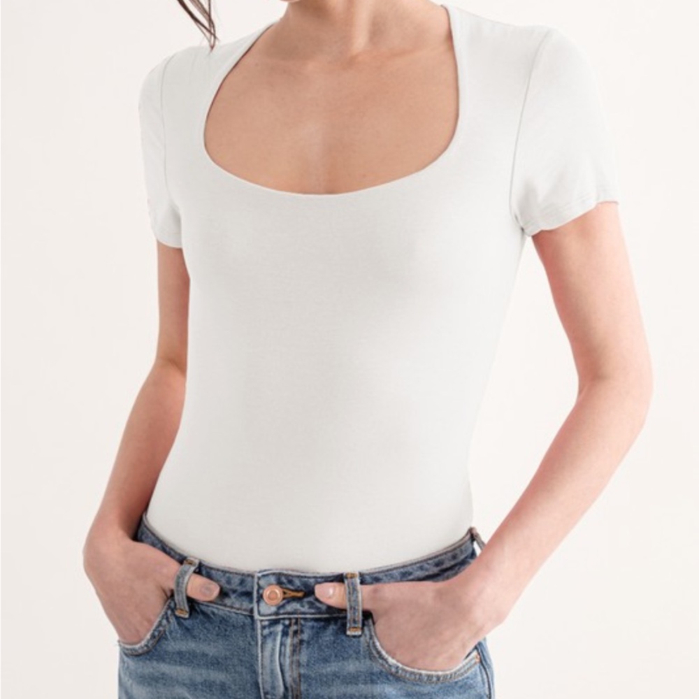 Women’s Ivory Double Layered Square Neck Short Sleeve Bodysuit